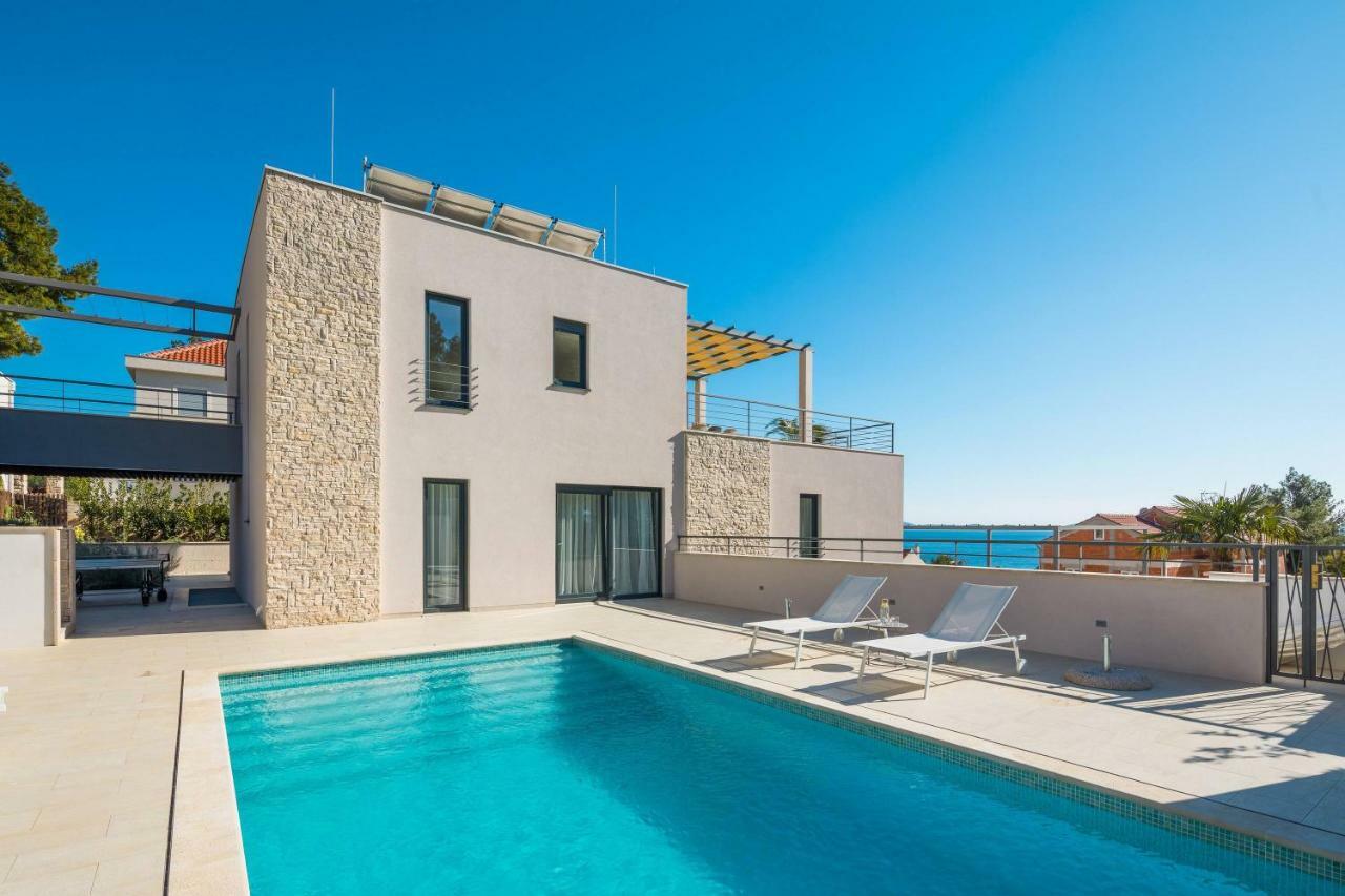 Luxury Villa Lucice View Милна Екстер'єр фото