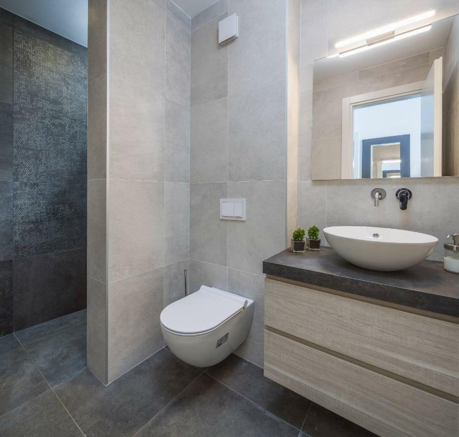 Luxury Villa Lucice View Милна Екстер'єр фото
